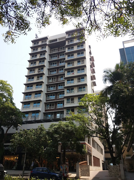 Main - Link Palace, Santacruz West